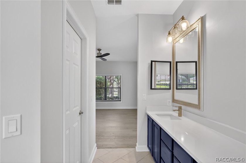 description: Beneath the shade of grand oaks, this updated 3-bed - photo 39