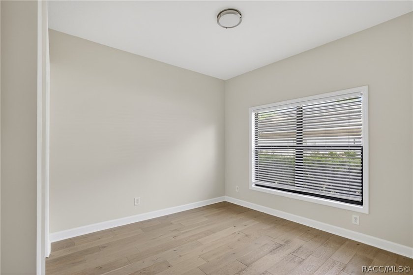 description: Beneath the shade of grand oaks, this updated 3-bed - photo 43