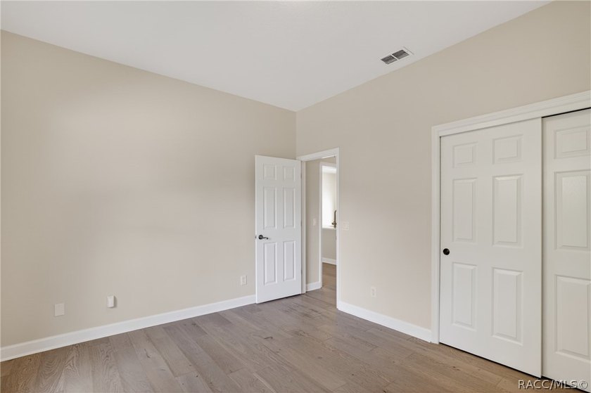 description: Beneath the shade of grand oaks, this updated 3-bed - photo 49