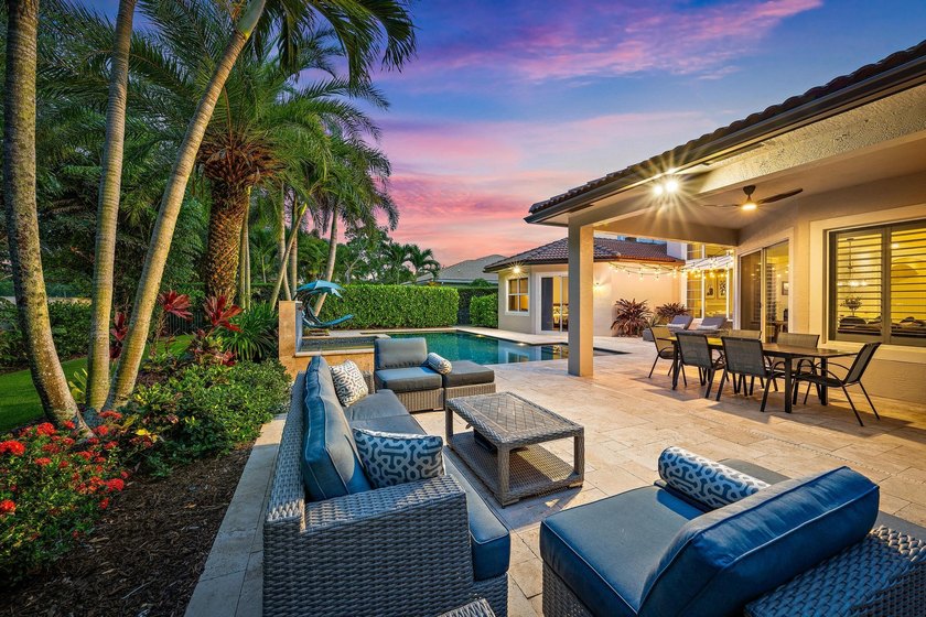 Welcome to this highly sought-after Stonegate model, located - photo 4