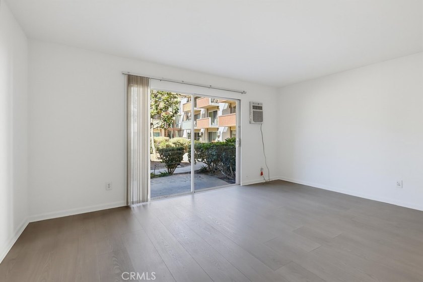 Don't miss this ground level studio condo with inside view of - photo 8
