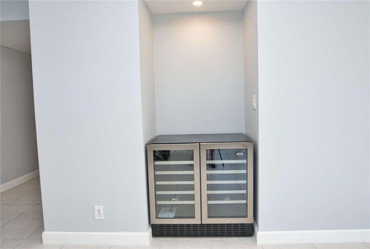 Beautifully renovated 2-bedroom, 2-bath corner residence on the - photo 13