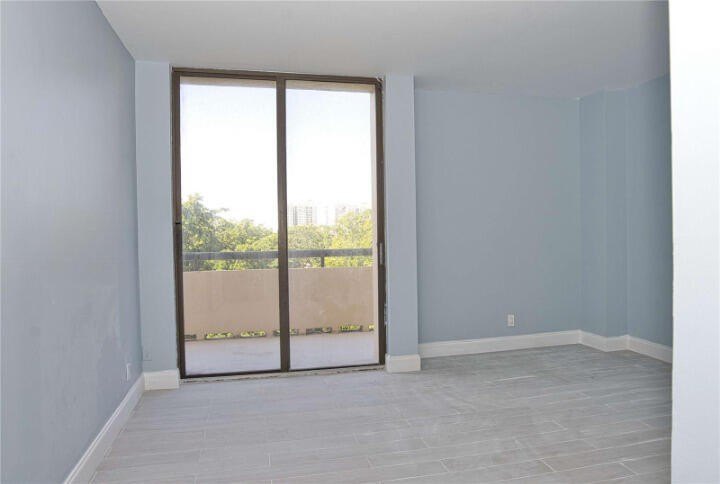Beautifully renovated 2-bedroom, 2-bath corner residence on the - photo 28