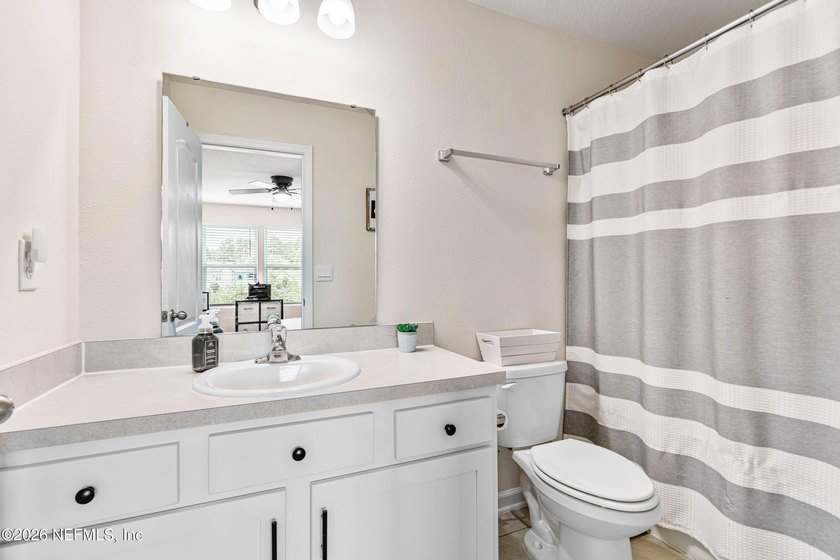 Calling all first-time buyers, roommates, downsizers, and - photo 29