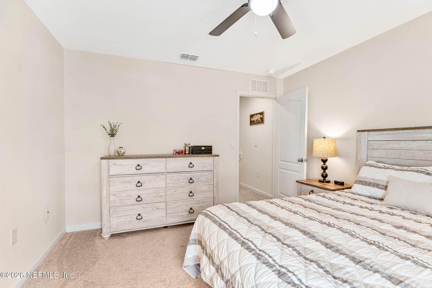 Calling all first-time buyers, roommates, downsizers, and - photo 30