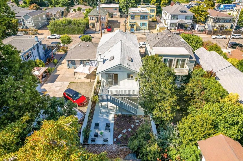 Welcome to 767 47th Street, a beautifully updated Craftsman home - photo 37