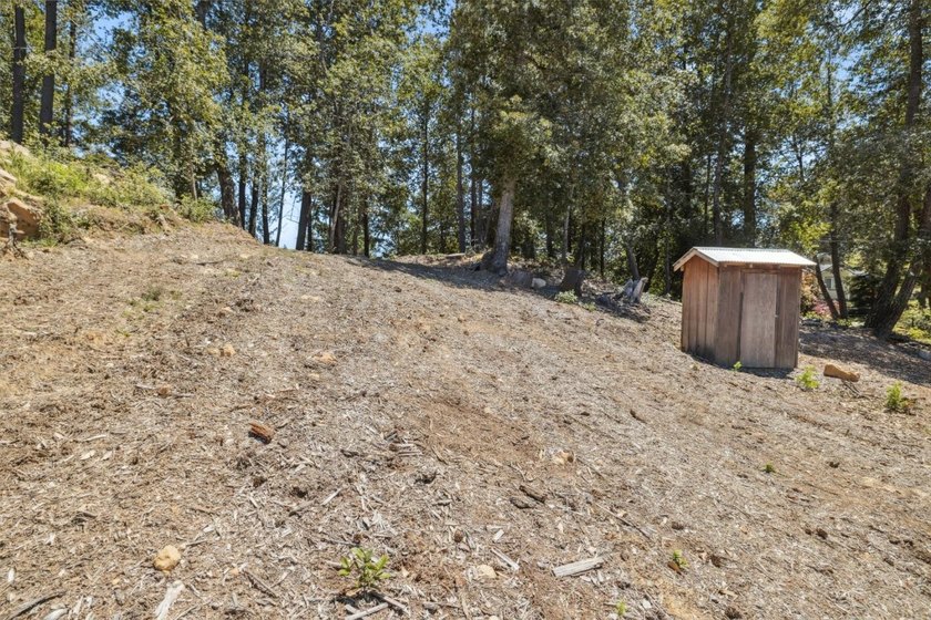 Build-ready 1.6-acre parcel in Bonny Doon with two optional - photo 5