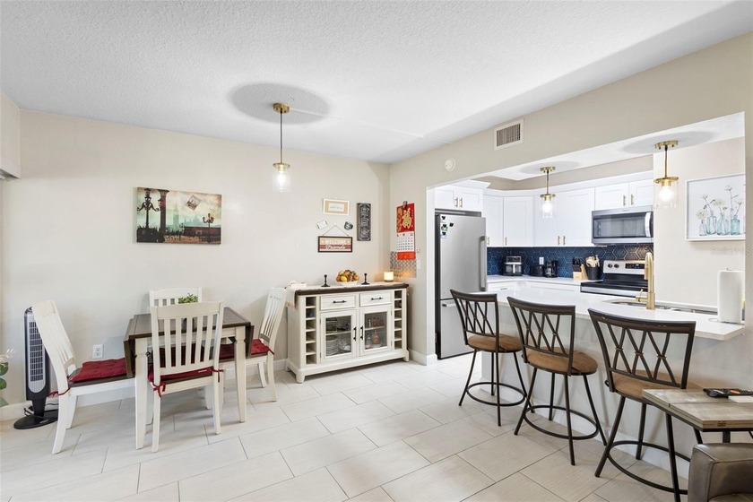 Beautifully Renovated Condo offers a perfect blend of modern - photo 7