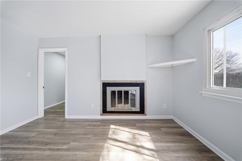 Discover your new home in the highly sought-after Green Run - photo 11