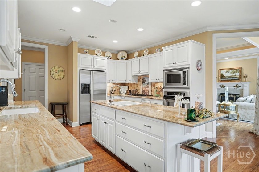 Located in the desirable Palmetto section of The Landings on - photo 6