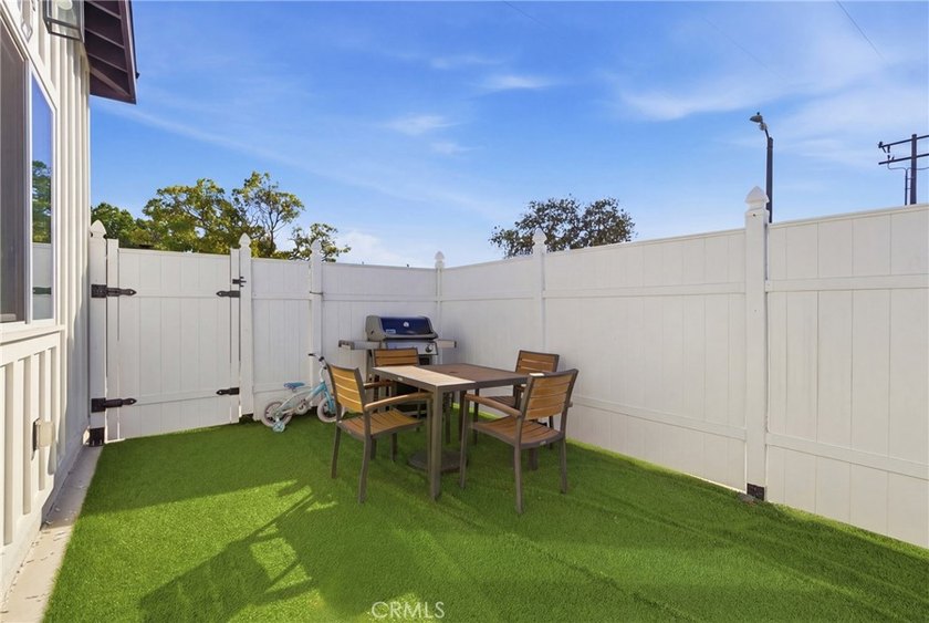 Welcome to 3778 &amp; 3780 Artesia Boulevard, This beautifully - photo 6