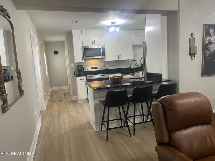 Move in ready and packed with updates! This well maintained 3 - photo 8