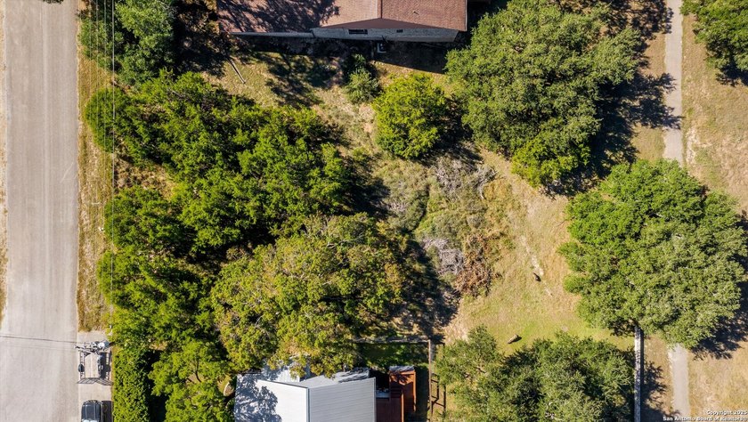 NO HOA! Gorgeous buildable lot on a quiet street with backyard - photo 12