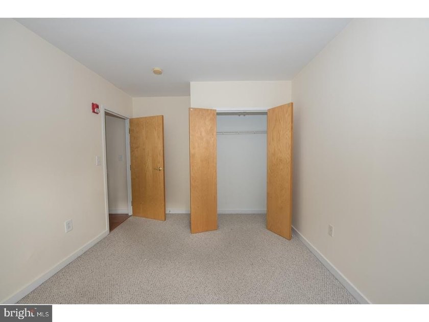 Rittenhouse Square Area Condo at 20th and Chestnut, 1 bed unit - photo 13