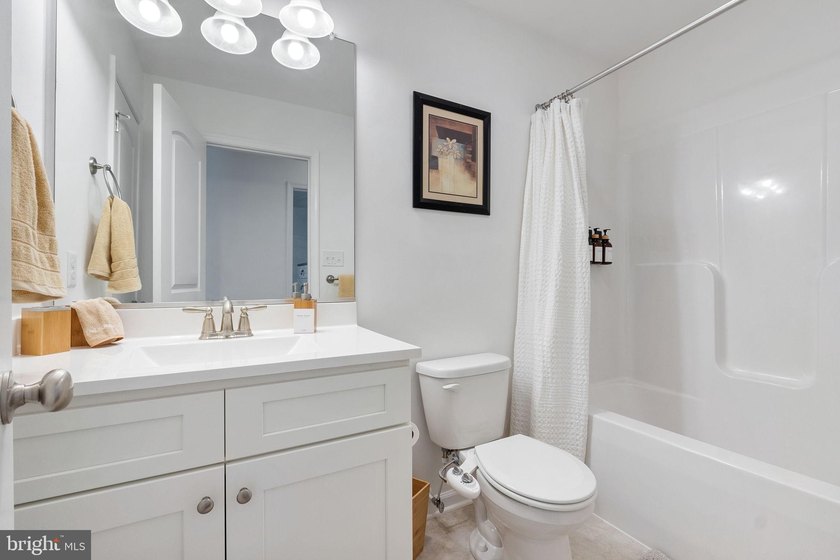 Welcome to 1442 Johnnycake Lane, Harpers Ferry, WV, where modern - photo 22