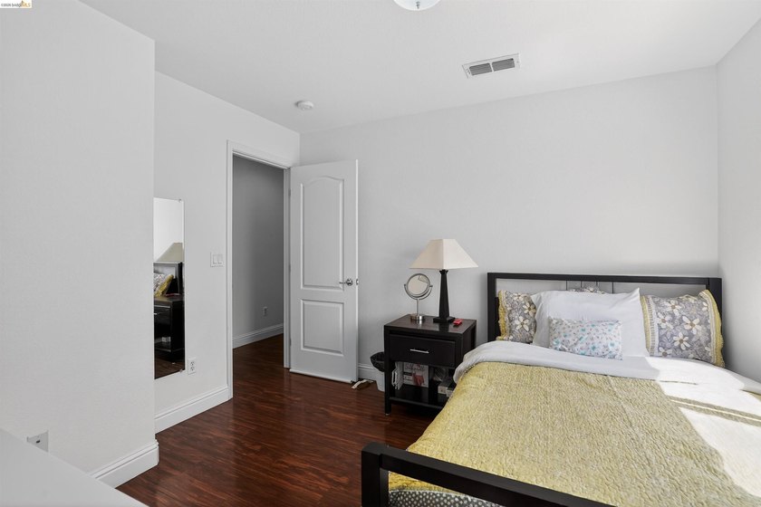 Original owners since new!! Amazing well cared for property in - photo 23