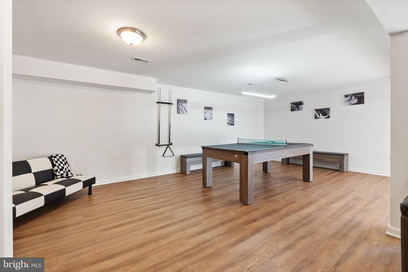 Welcome to 1442 Johnnycake Lane, Harpers Ferry, WV, where modern - photo 26