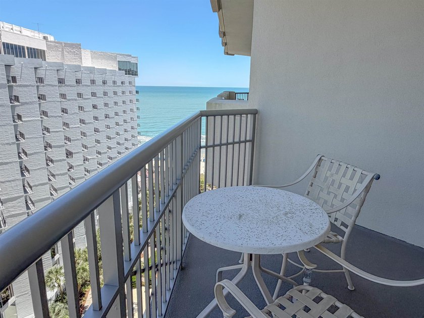 The ultimate in flexibility! This spacious three-bedroom - photo 29