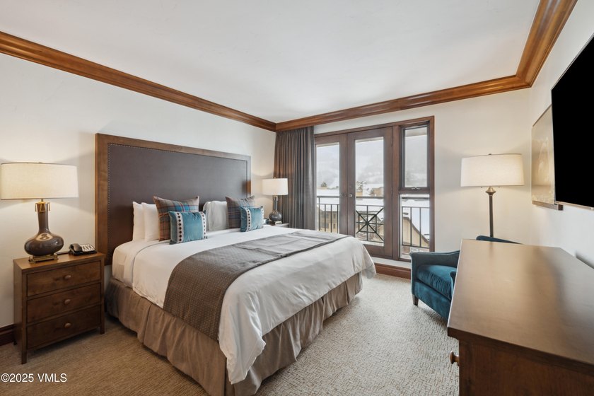 As a resident, you'll take pleasure in the Park Hyatt's luxury - photo 22