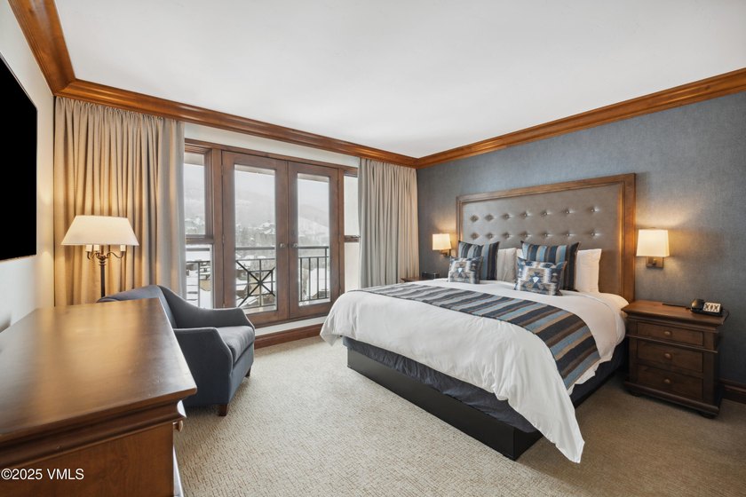 As a resident, you'll take pleasure in the Park Hyatt's luxury - photo 30