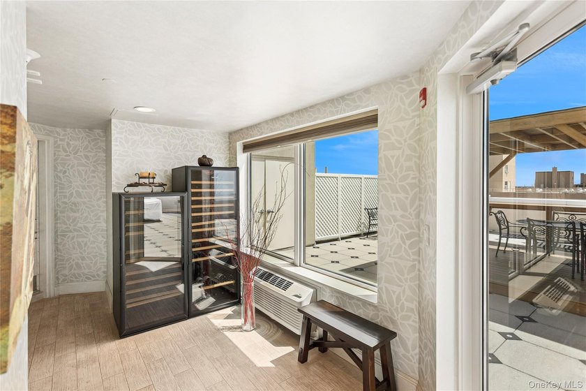 Experience penthouse living at its finest in one of Long Beach's - photo 42