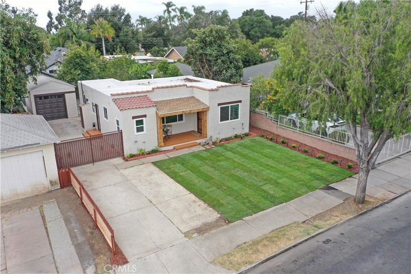 Pacific Park Location! This stunning home OFFERS: the perfect - photo 7