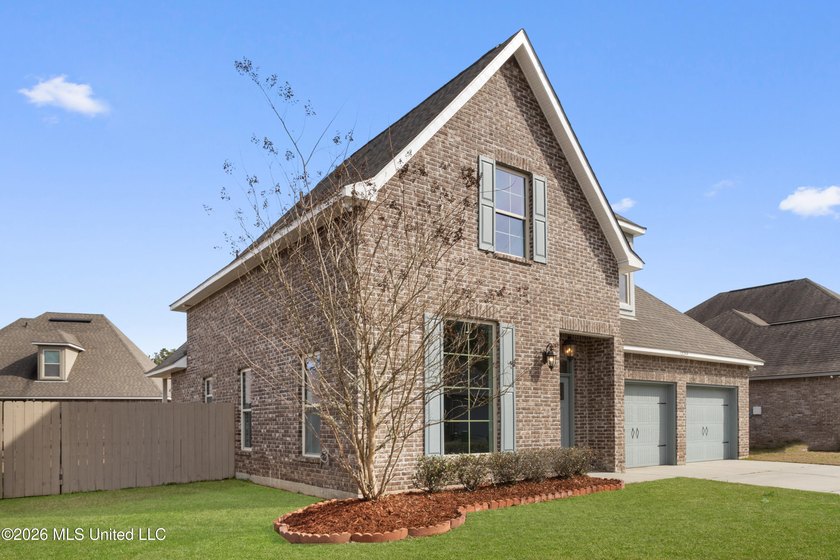 Discover the perfect blend of peace-of-mind living and prime - photo 4