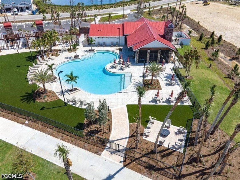 Enjoy a free golf cart with home purchase! This exceptional - photo 23