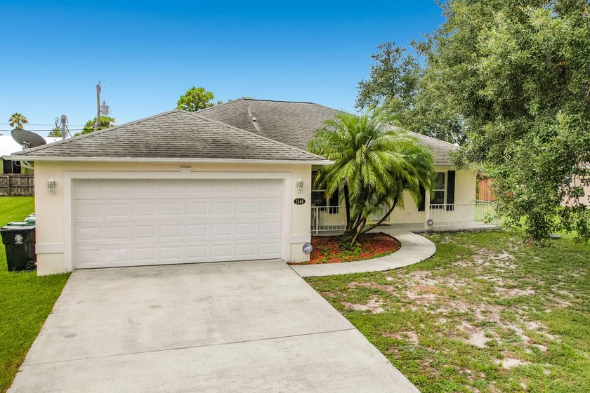 This well-maintained 3-bedroom, 2-bath CBS home, built in 2005 - photo 4