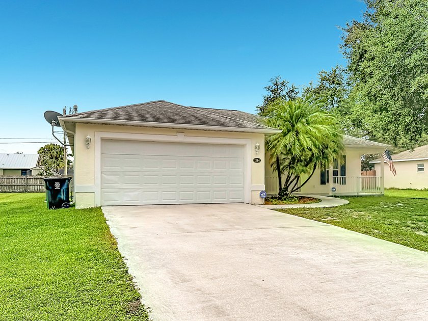 This well-maintained 3-bedroom, 2-bath CBS home, built in 2005 - photo 6