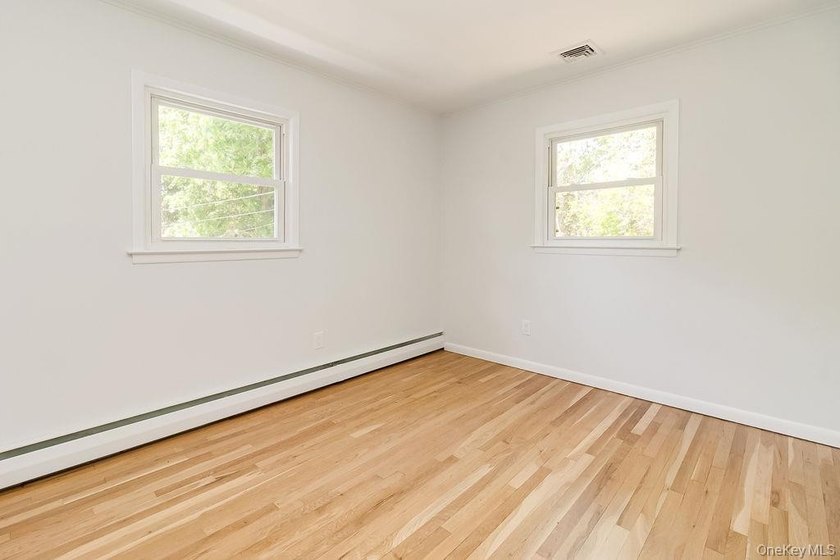 ~Move in ready with all new handsome upgrades~ Welcome to 10 - photo 30