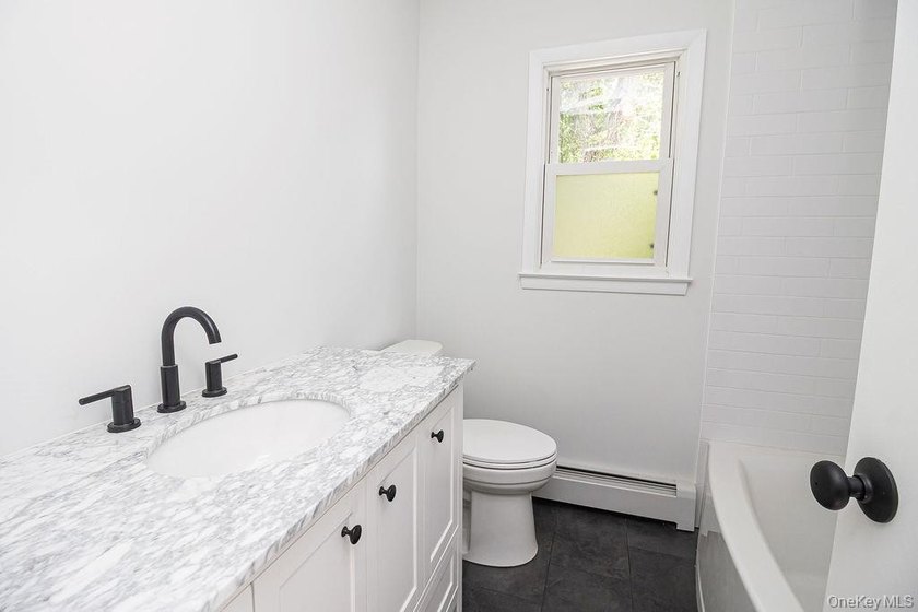 ~Move in ready with all new handsome upgrades~ Welcome to 10 - photo 34