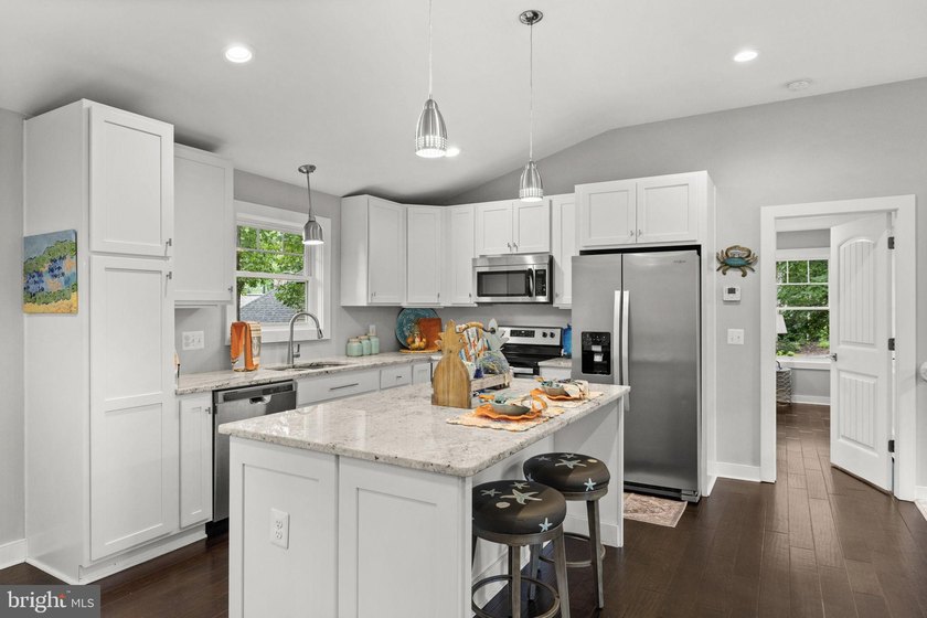 OPEN HOUSE Tomorrow! Sunday, July 12 from 12-3pm. Experience - photo 15