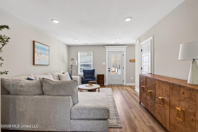 Discover the perfect blend of privacy and low-maintenance living - photo 4