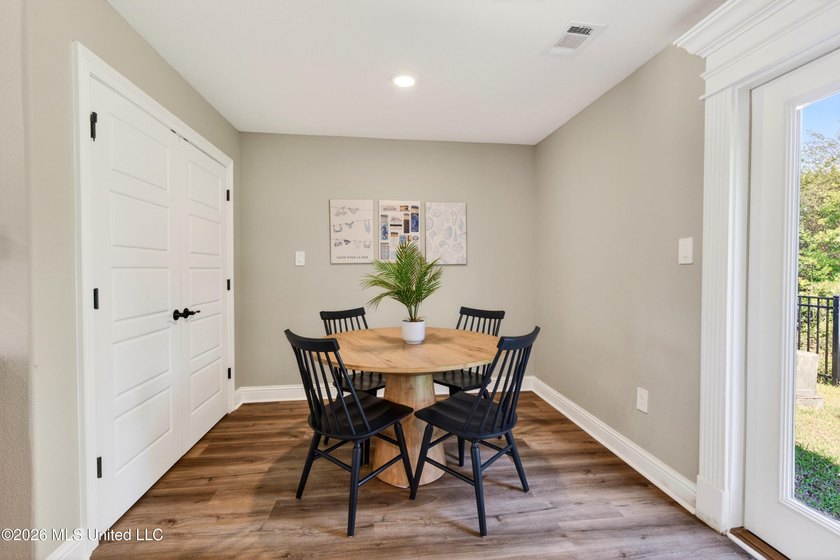 Discover the perfect blend of privacy and low-maintenance living - photo 9