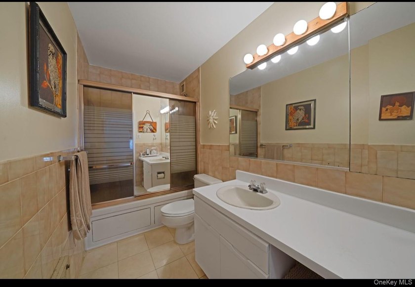 Luxury Building along beautiful Long Beach boardwalk, Beautiful - photo 24