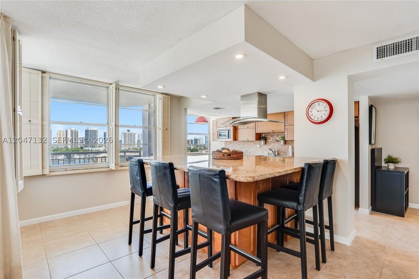 Welcome to your waterfront oasis at Del Prado, located in the - photo 6
