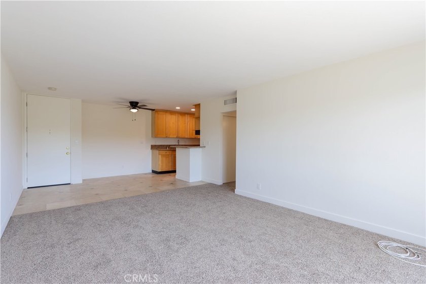 Beautifully updated and move-in ready, this desirable mid-level - photo 7