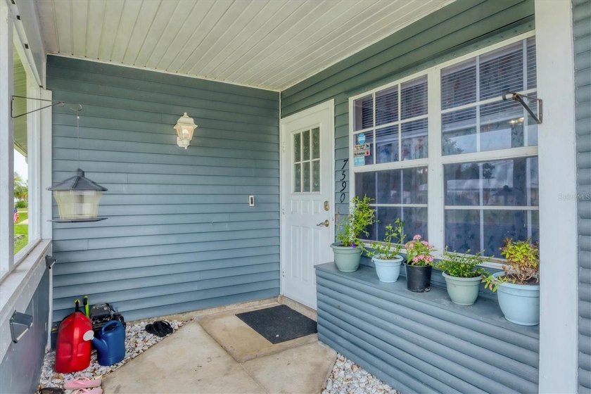This charming 2-bedroom, 1-bath home is perfectly situated on a - photo 8