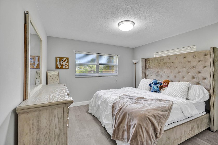 Turnkey duplex investment in Coral Springs showing two renovated - photo 11