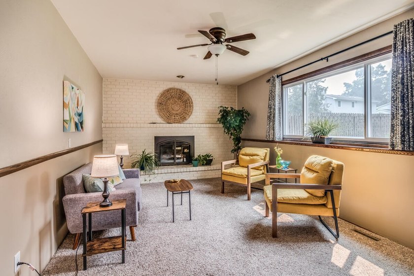 LAKE ACCESS! Spacious 4-bedroom, 2.5-bath quad-level home in - photo 12