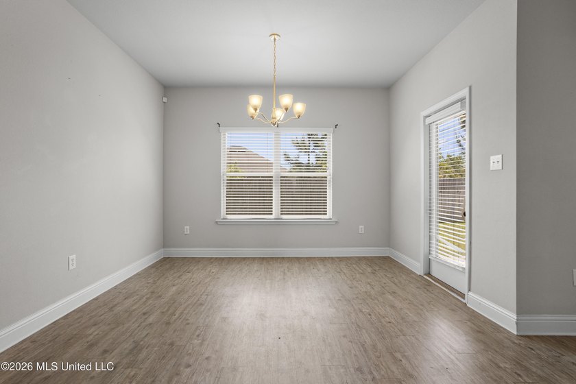 NEW LISTING in Southpointe - Ocean Springs! Tucked away on a - photo 16