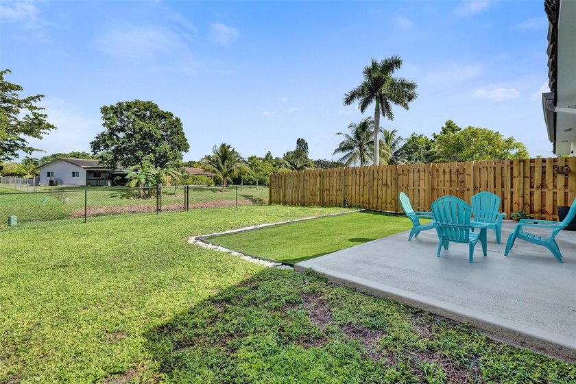 Turnkey duplex investment in Coral Springs showing two renovated - photo 34