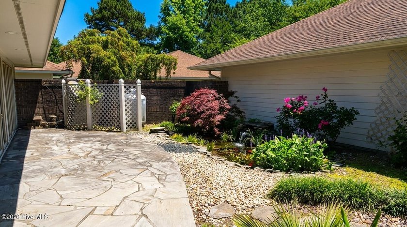 Centrally located in the heart of Wilmington, this beautifully - photo 16