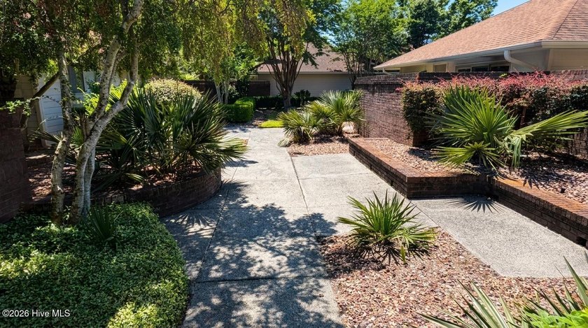 Centrally located in the heart of Wilmington, this beautifully - photo 20