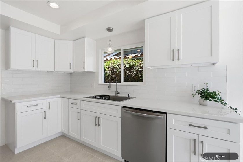 Welcome to this beautifully maintained and thoughtfully updated - photo 8