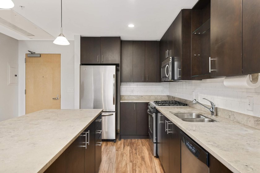 This stylish 1 bed condo at Cobalt offers an unmatched level of - photo 10