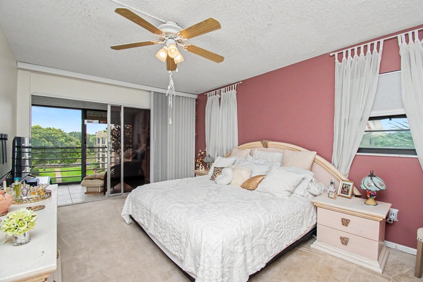 GORGEOUS 2/2 CONDO IN BOCA RATON, RARELY AVAILABLE 4TH FLOOR - photo 16