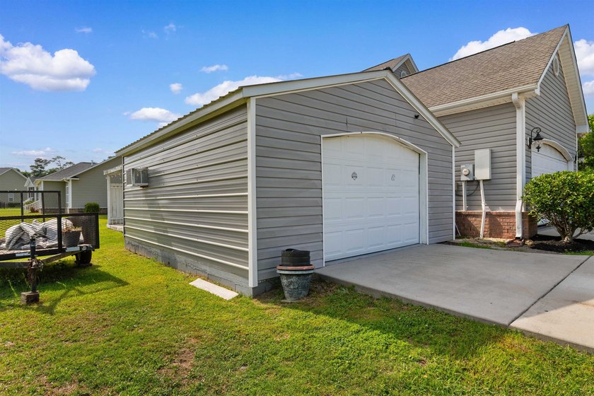 Welcome to 493 Garden Avenue in Georgetown, SC! Situated on a - photo 34