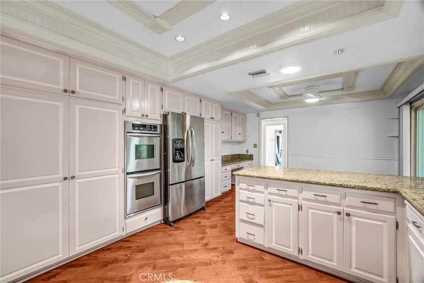 HURRY, DON'T MISS THIS EXCEPTIONAL VALUE! This spacious - photo 11